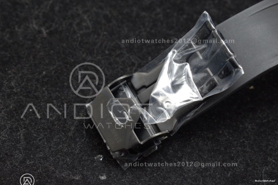 Unico on Dial Rubber Skeleton Bezel Square 42mm Black Affordable A Ceramic 1116 RG 1:1 BBF Bang Best Strap Edition 0107